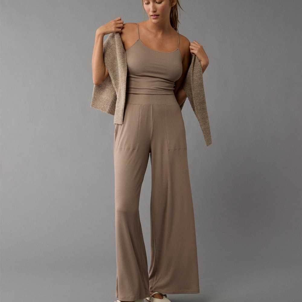 American Eagle Luxe Plush Sleep Set